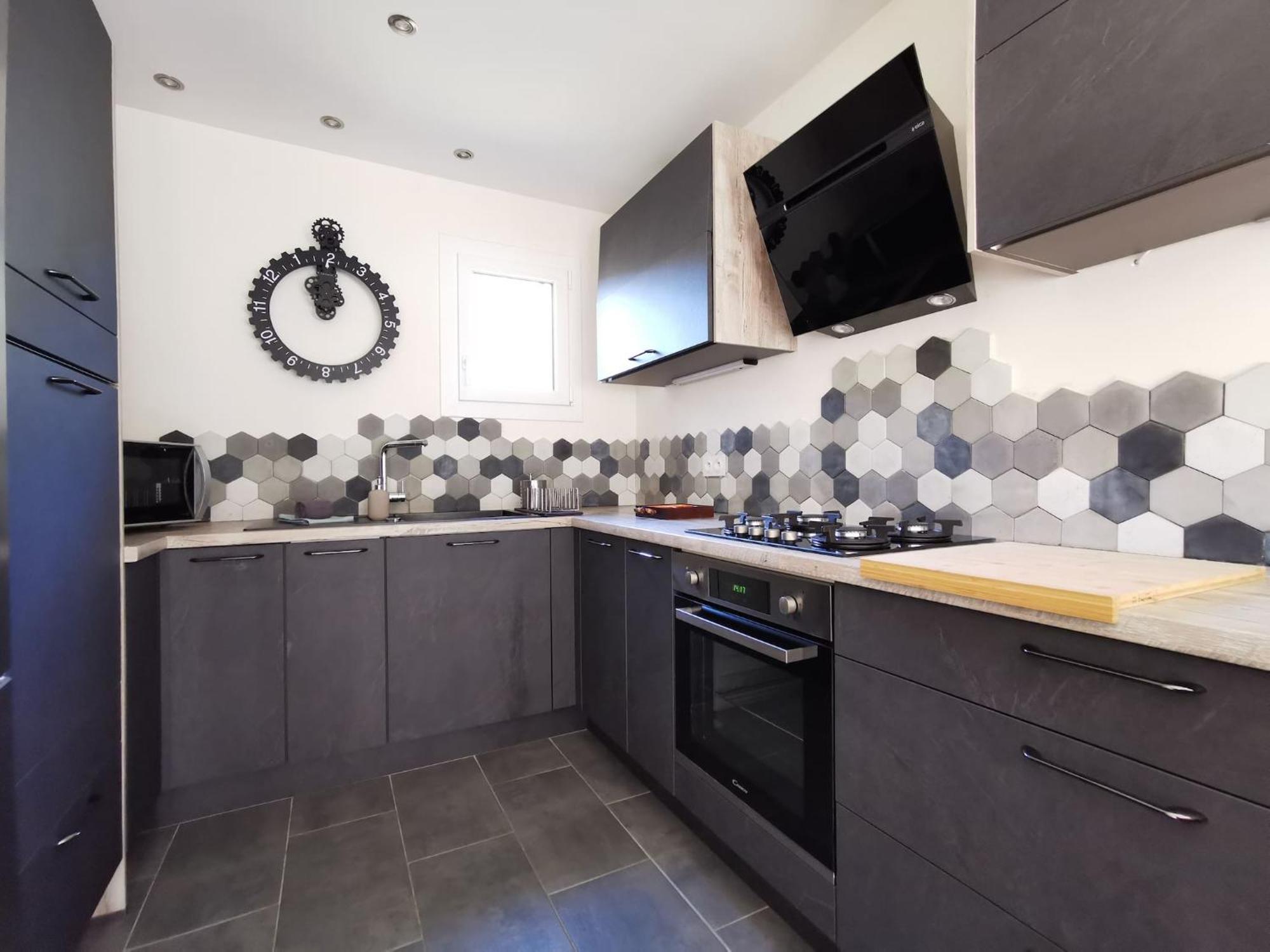 Апартаменты Apt Nala - Sunny Renovated Duplex - 2Bed Apt - Views - Hikes Лез-Уш Экстерьер фото