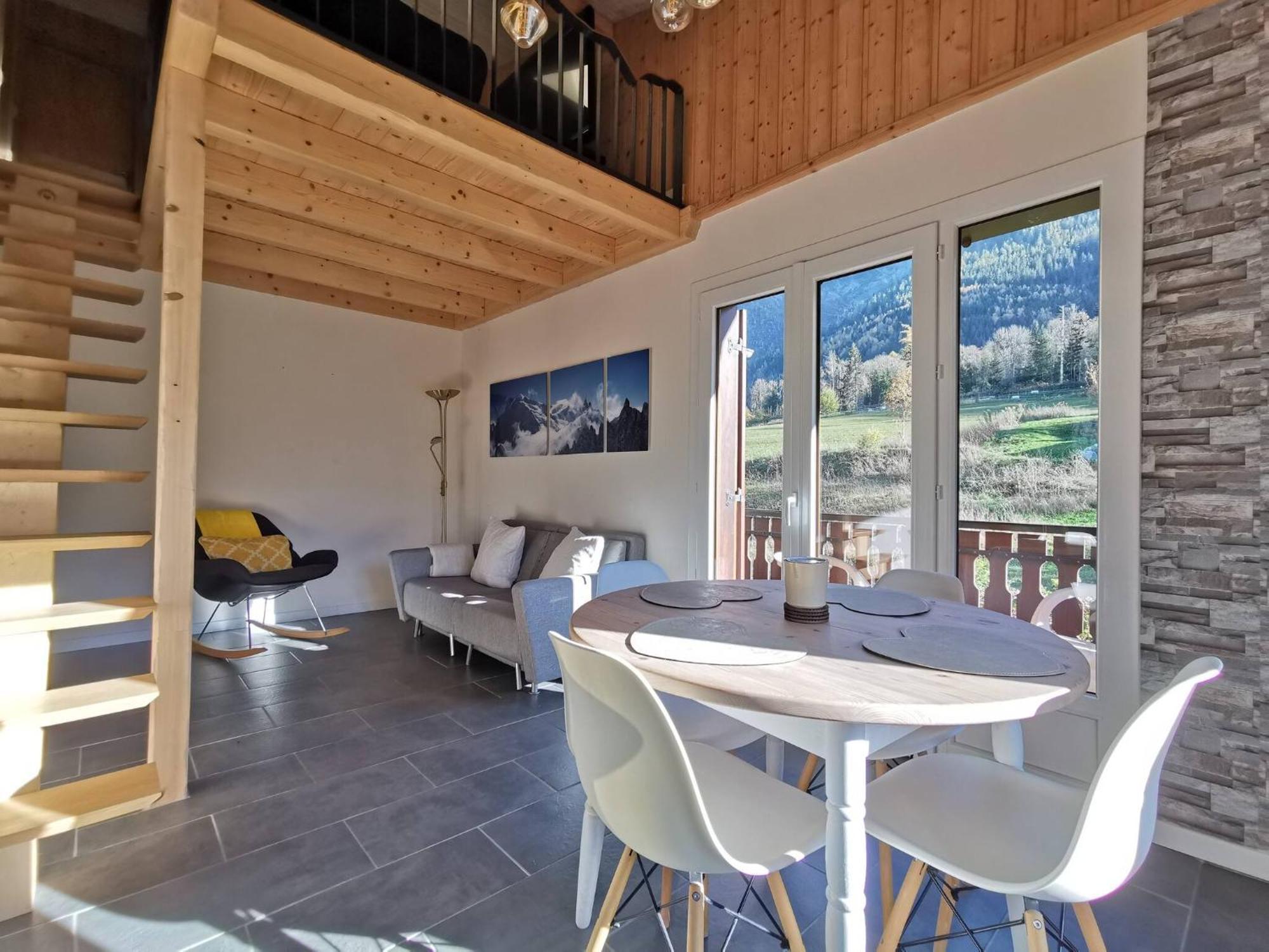 Апартаменты Apt Nala - Sunny Renovated Duplex - 2Bed Apt - Views - Hikes Лез-Уш Экстерьер фото